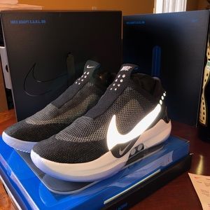 Brand New Nike Adapt’s Size 10